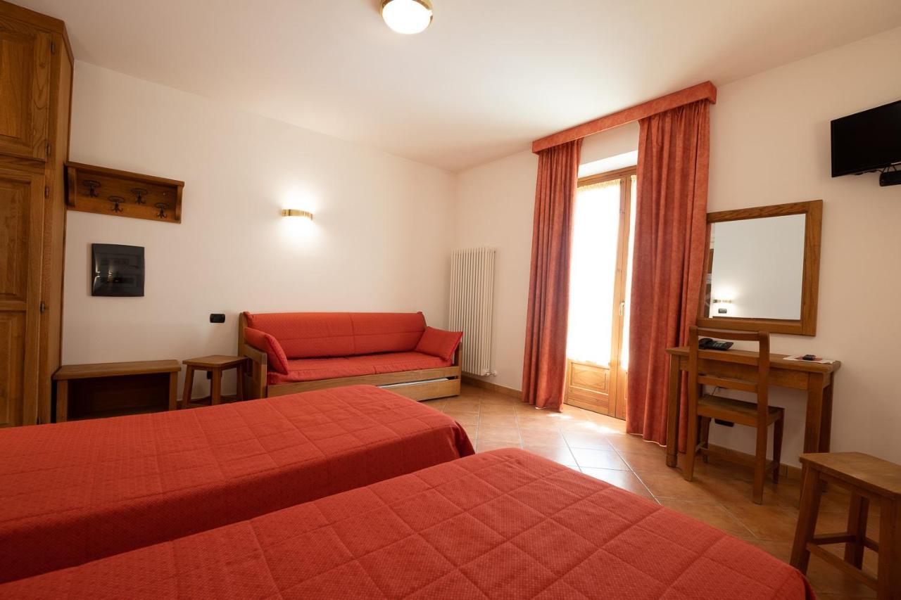 Hotel Casalpina Don Barra Pragelato Exterior photo
